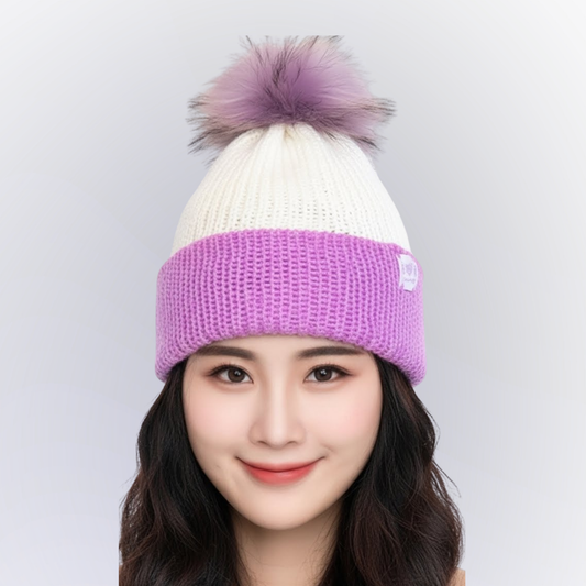 Gorro de Lã Branco Pérola com Faixa e Pompom Lilás